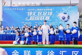 巴黎圣日耳曼坚定不售球员全力追逐欧冠三连冠